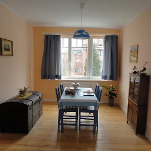 Dasos Kynthos Pensión Bruselas